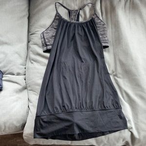 Lululemon Black Tank w/ Sports Bra. Size 8